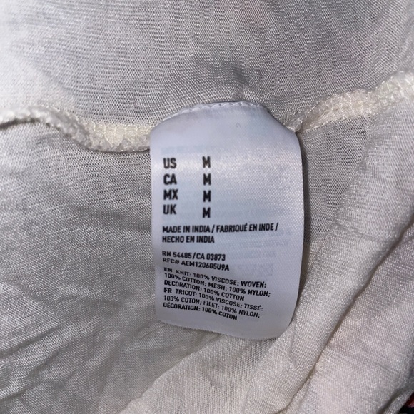 American Eagle Outfitters Lace Embroidered Top 🤍 - Picture 10 of 12